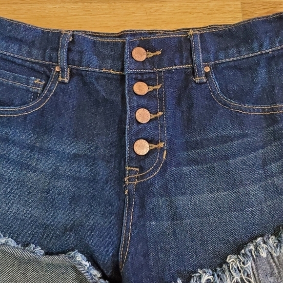 Bullhead High Rise Button Fly Shorts - Picture 2 of 6